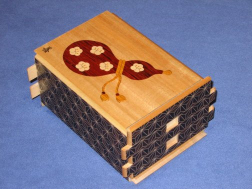 5 Sun 42 Step Aka Fuji  Kuroasa Japanese Puzzle Box Back