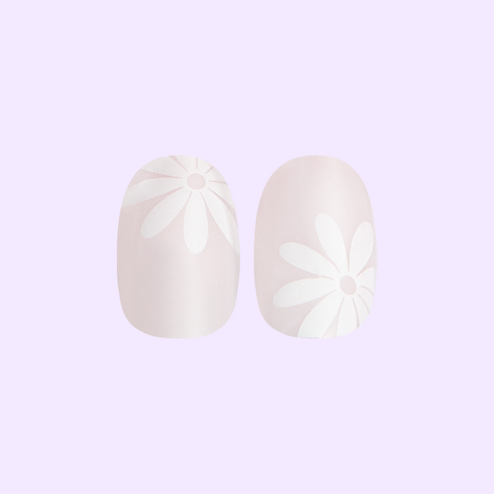 Chrome Daisy Pop - Press-On | Short | Round featuring soft neutral nails with large white daisy designs for at-home manicure