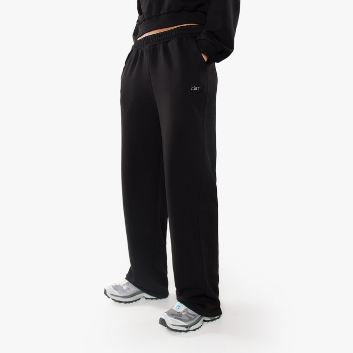 Essential Logo Open Hem Jogger | Black