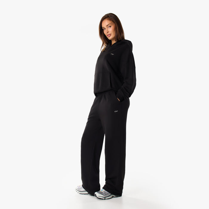 Essential Logo Open Hem Jogger | Black
