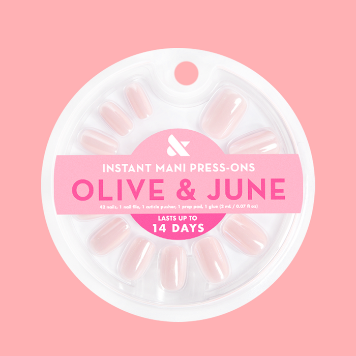 GH Glass - Press-On | Short | Squoval in pastel baby pink with shimmering chrome finish for easy at-home manicure