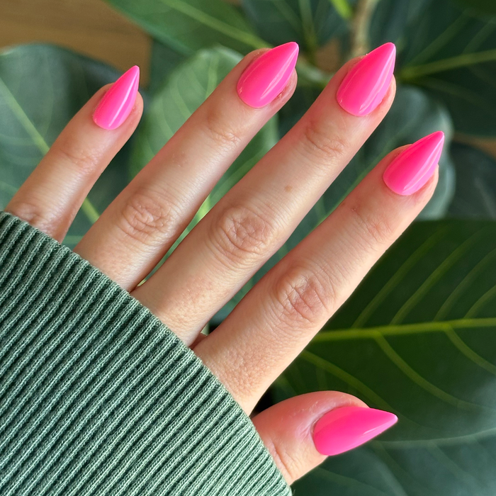 Neon Flamingo - Press-On | Medium | Stiletto in bright neon hot pink for a vibrant at-home manicure look