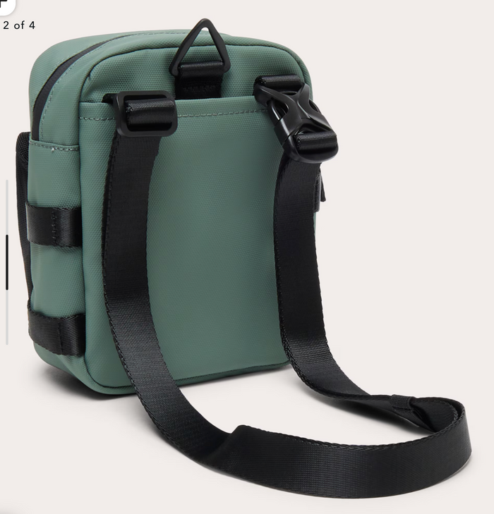 Oakley Rover Crossbody