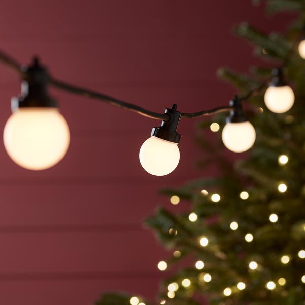 Pro Connect 15m 30 Warm White Connectable Festoon Lights Black Cable