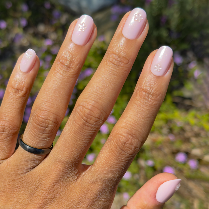 Puffy Floral Metallic - Press-On | Short | Round with soft pink polish and subtle 3D floral details for an easy mani