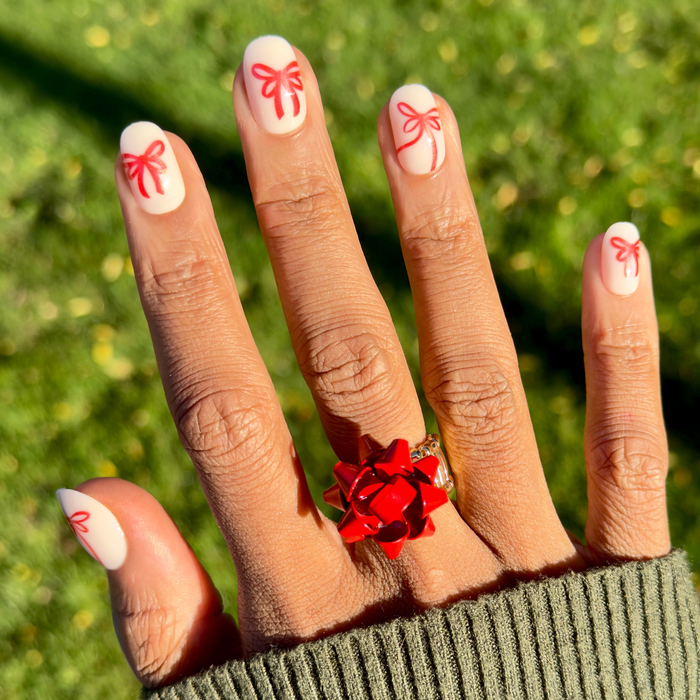 Red Chrome Bows - Tab Press-On | Short | Round