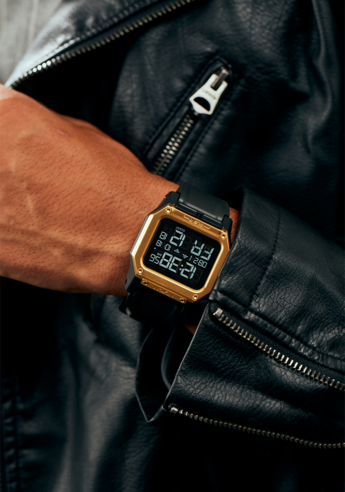 Regulus - Black / Gold