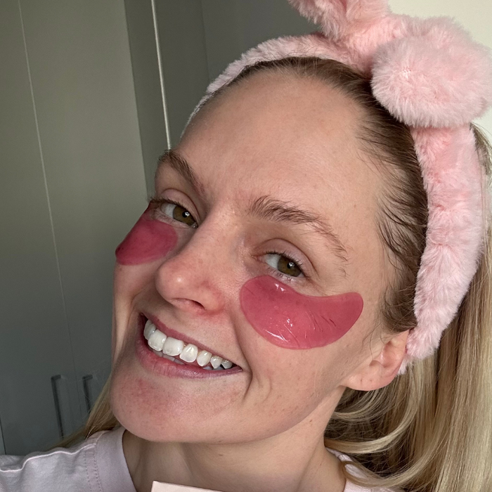 Rejuvenate Rose Eye Mask
