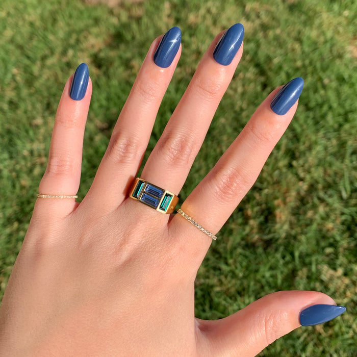 Social Studies - Press-On | Medium | Almond press-on nails in sun-bleached deep navy for a sleek at-home manicure look