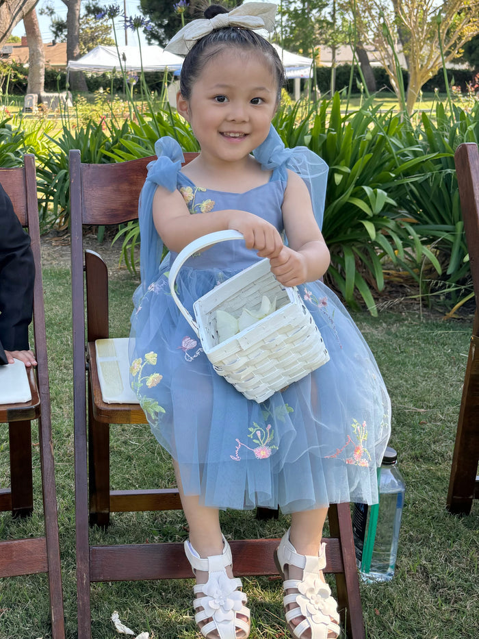 Sponsor A Brave Gown For Four-Year-Old, Kaylin Lee in Treatment For Leukemia-Sponsored