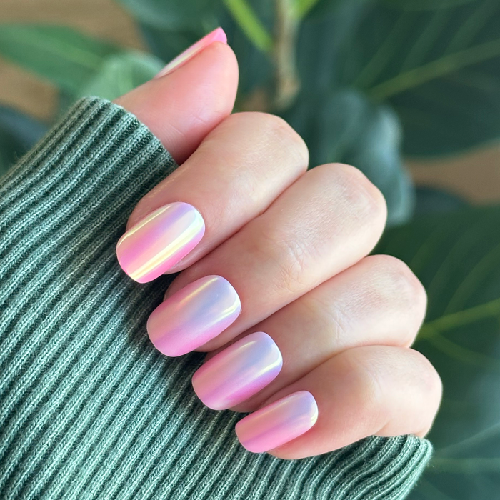 Sunrise Chrome - Press-On | Short | Squoval with iridescent golden pink gradient and shiny chrome finish for easy at-home mani