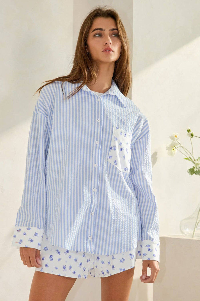 T2494 Floral Contrast Detail Button-Down Shirts
: Ivory multi / S-M-L (2-2-2)
