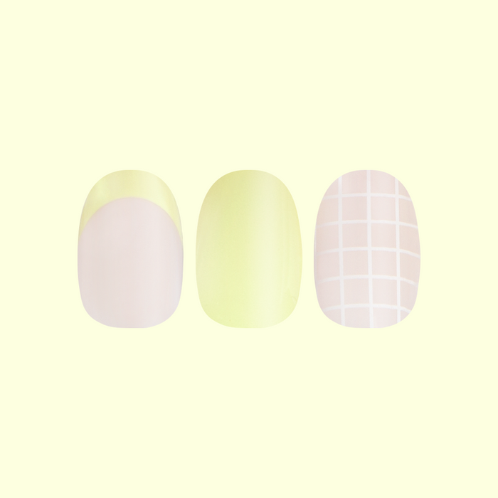 Tennis Vibes Mixed Pack - Press-On | Short | Round featuring yellow french tips, solid nails, and white grid designs for at-home mani