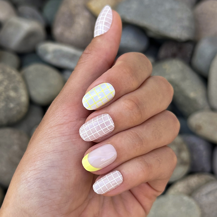Tennis Vibes Mixed Pack - Press-On | Short | Round with white grid patterns and pastel yellow french tips for easy mani