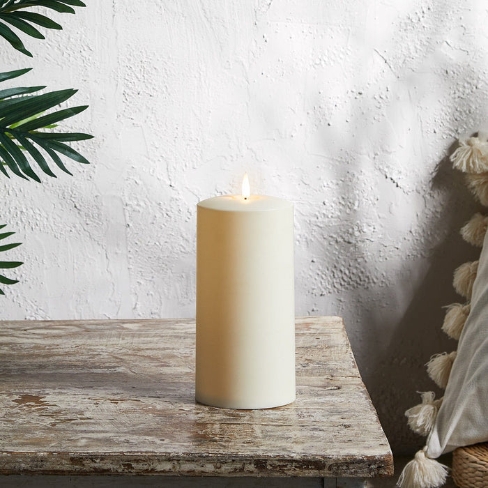 CA21003_TruGlow-Waterproof-LED-Outdoor-Candle-20cm.jpg