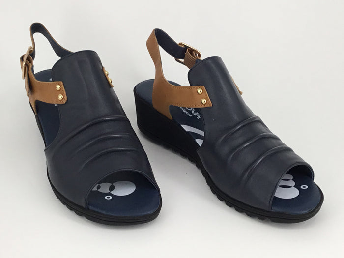 Via Nova Isotta available in 2 colours